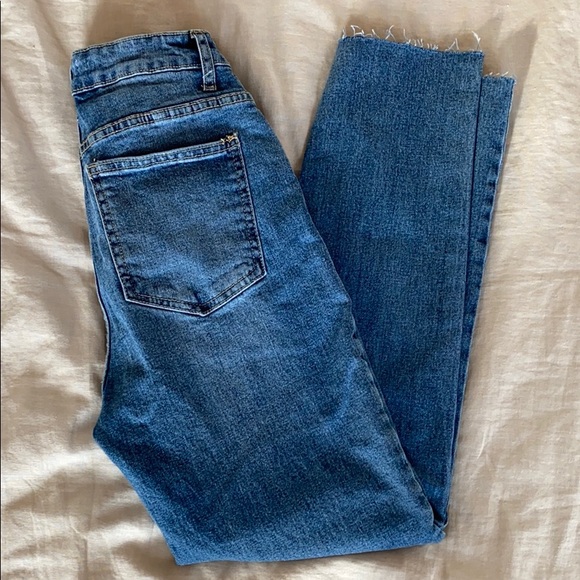 Cotton on stretch mom jeans - Picture 3 of 3